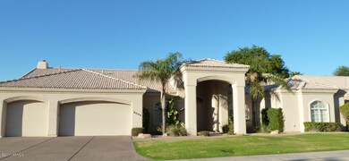 Large 3 Car Garage