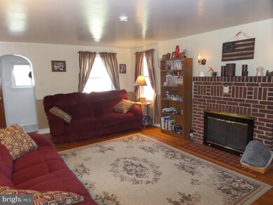 1647 S Main St, Bechtelsville, PA 19505 - photo 4