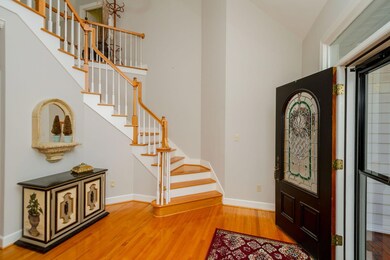 2 Foyer