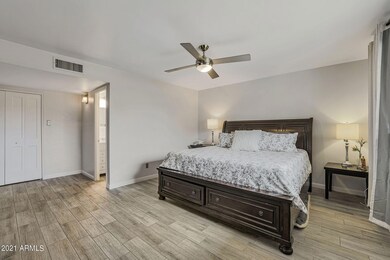 1110 E Redfield Rd, Tempe, AZ 85283 - photo 6