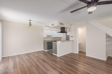 1125 E North Ln unit 2, Phoenix, AZ 85020 - photo 5