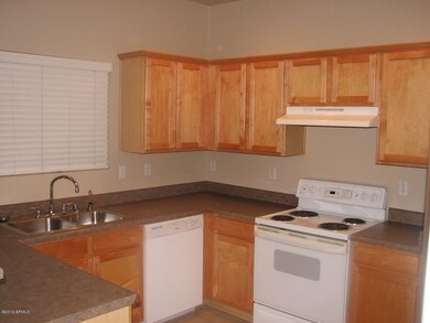 7 KITCHEN
