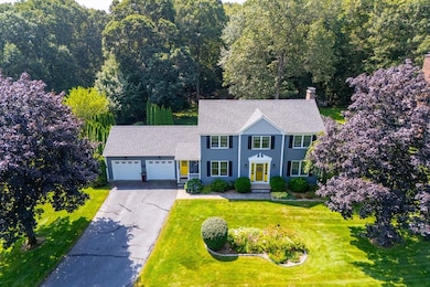 238 Elizabeth Dr, Ludlow, MA 01056 - photo 4