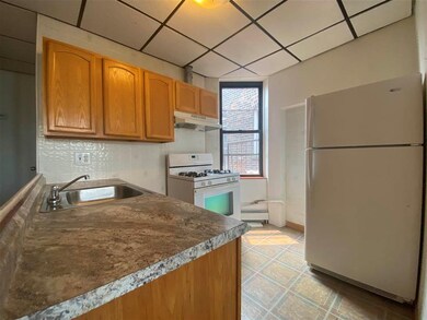 106 Baldwin Ave unit 5, Jersey City, NJ 07306 - photo 3