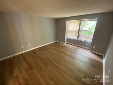 9409 Old Concord Rd unit B, Charlotte, NC 28213 - photo 6