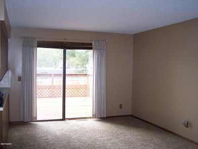 1603 Diamond Ct NE, Grand Rapids, MI 49505 - photo 2