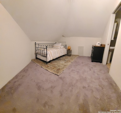 423 W Magnolia Ave unit 1, San Antonio, TX 78212 - photo 2