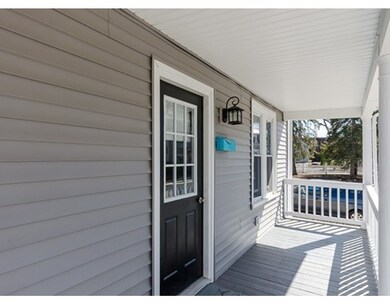 24 Spring St, Amesbury, MA 01913 - photo 4