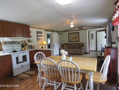 1971 Pollard Rd, Walling, TN 38587 - photo 7