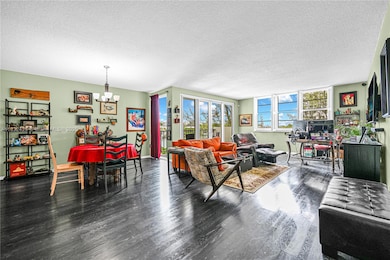 9341 E Bay Harbor Dr unit 3D, Bay Harbor Islands, FL 33154 - photo 7