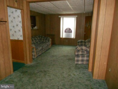 205 E Kline Ave, Lansford, PA 18232 - photo 5