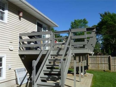 11 Crows Nest Dr, Buzzards Bay, MA 02532 - photo 4