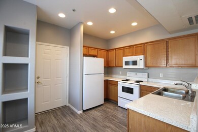 6770 N 47th Ave unit 1021, Glendale, AZ 85301 - photo 4