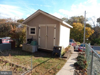 222 Bridge St, Spring City, PA 19475 - photo 5