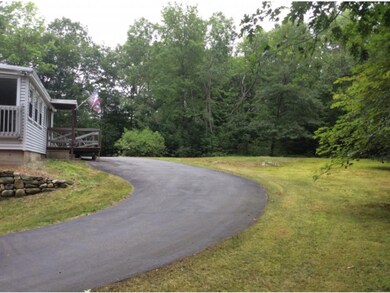 251 Wilsons Crossing Rd, Auburn, NH 03032 - photo 3