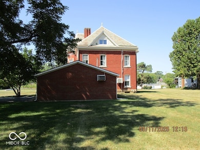 932 N Washington St, Marion, IN 46952 - photo 7