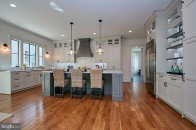 3313 John Marshall Dr, Arlington, VA 22207 - photo 5