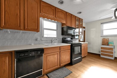 11-web-or-mls-3756-beechton-rd