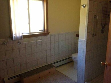 Master Bath/Spa.