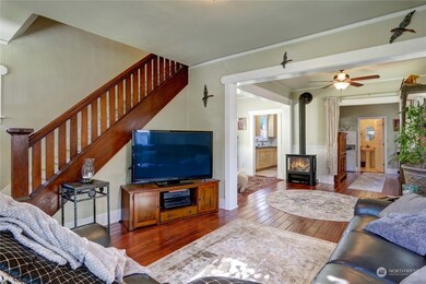 2203 Rockefeller Ave, Everett, WA 98201 - photo 5