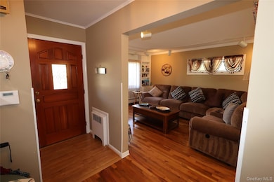 726 Meisser St, Franklin Square, NY 11010 - photo 5