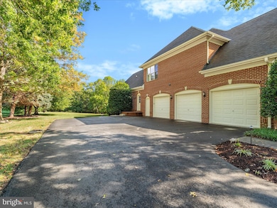 6048 White Flint Dr, Frederick, MD 21702 - photo 4