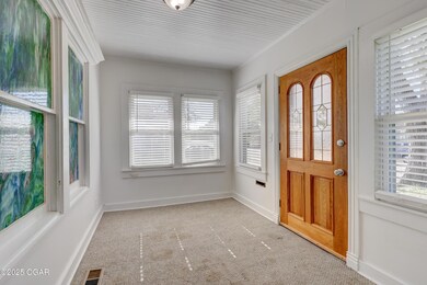 213 N Picher Ave, Joplin, MO 64801 - photo 2