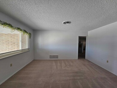 1604 Crescent Dr, Alamogordo, NM 88310 - photo 3