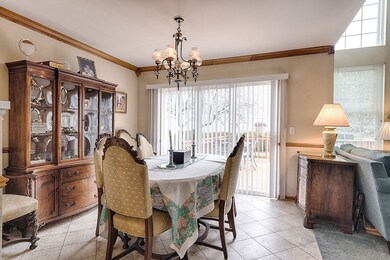 3908 Vesper Ct, Naperville, IL 60564 - photo 6