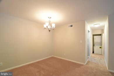 5833 Cove Landing Rd unit 304, Burke, VA 22015 - photo 4