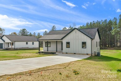 1217 Burris Blvd, Lincolnton, NC 28092 - photo 3