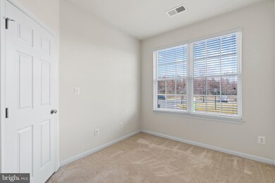 25097 Gunnery Square, Chantilly, VA 20152 - photo 3