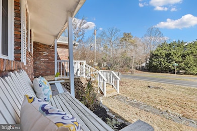408 Hillsmere Dr, Annapolis, MD 21403 - photo 5