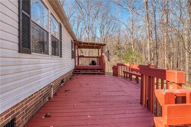 532 S Greenbriar Rd, Statesville, NC 28625 - photo 3