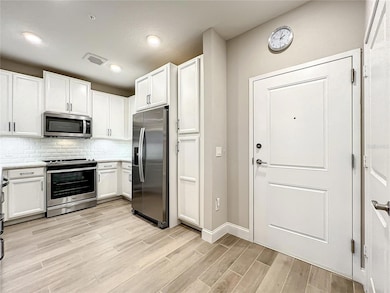 7517 Laureate Blvd unit 4205, Orlando, FL 32827 - photo 3