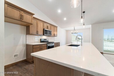 12983-N-Bushel-St-5489