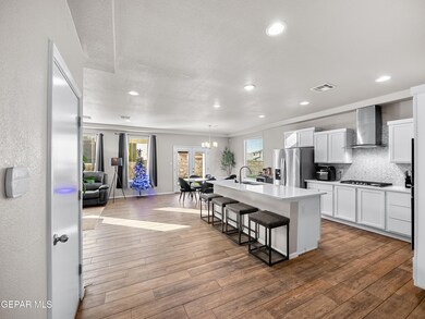 1457 Dominic Anakin Dr, El Paso, TX 79928 - photo 4