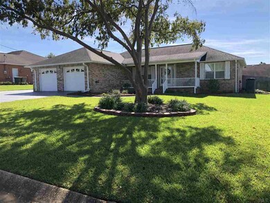 2411 Ursula Ln, Pensacola, FL 32526 - photo 3