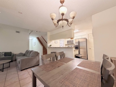 200 Martingale unit 129, Laredo, TX 78041 - photo 3