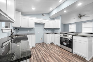 1108 9th St, Barling, AR 72923 - photo 6