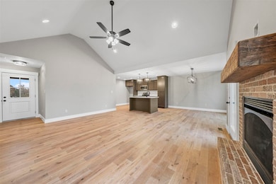 255 Walnut Grove Dr, Smiths Grove, KY 42171 - photo 4