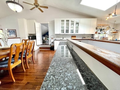 19 Kinnicutt Ave, Warren, RI 02885 - photo 3