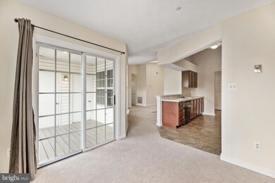 2408 Forest Edge Ct unit 301A, Odenton, MD 21113 - photo 4