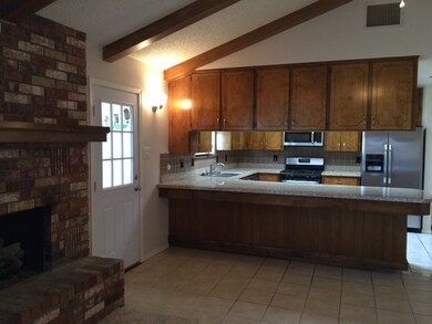 3007 Del Prado unit 2, Alamogordo, NM 88310 - photo 4