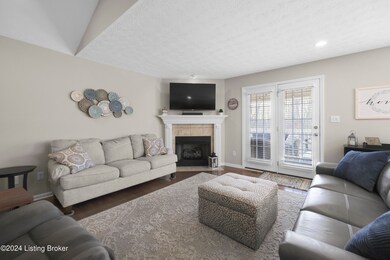 443 Arlington Meadows Dr-6