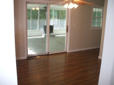 6 Quigg Ct, Litchfield, NH 03052 - photo 5