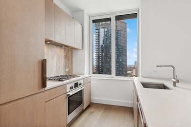 The Brooklyn Grove unit 26C, New York City, NY 11217 - photo 3