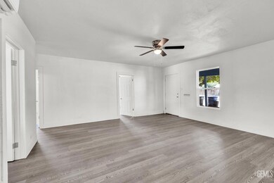 606 Buchanan St, Taft, CA 93268 - photo 4