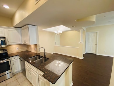 2350 Westcreek Ln unit 6206, Houston, TX 77027 - photo 2