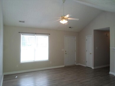 127 Settlers Cir, Jacksonville, NC 28546 - photo 4